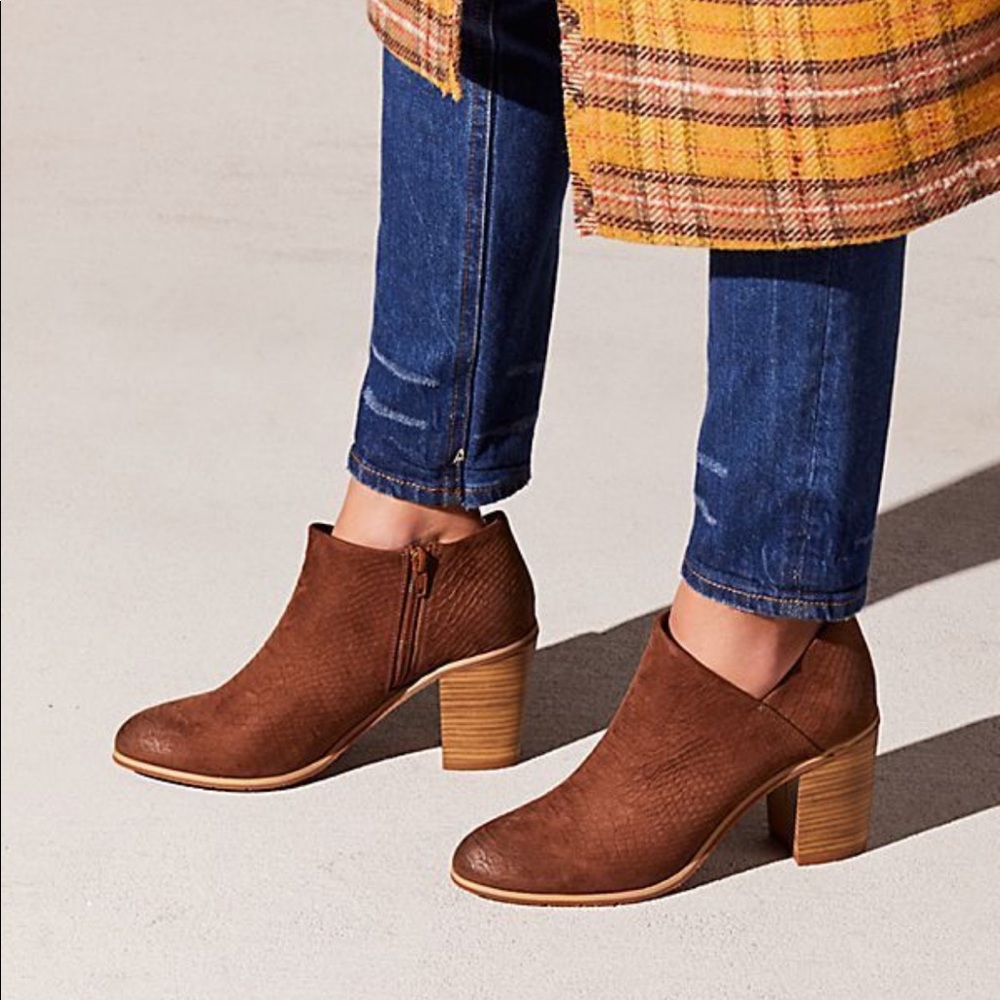 Bc Footwear Julia Heel Boot - Vegan Leather